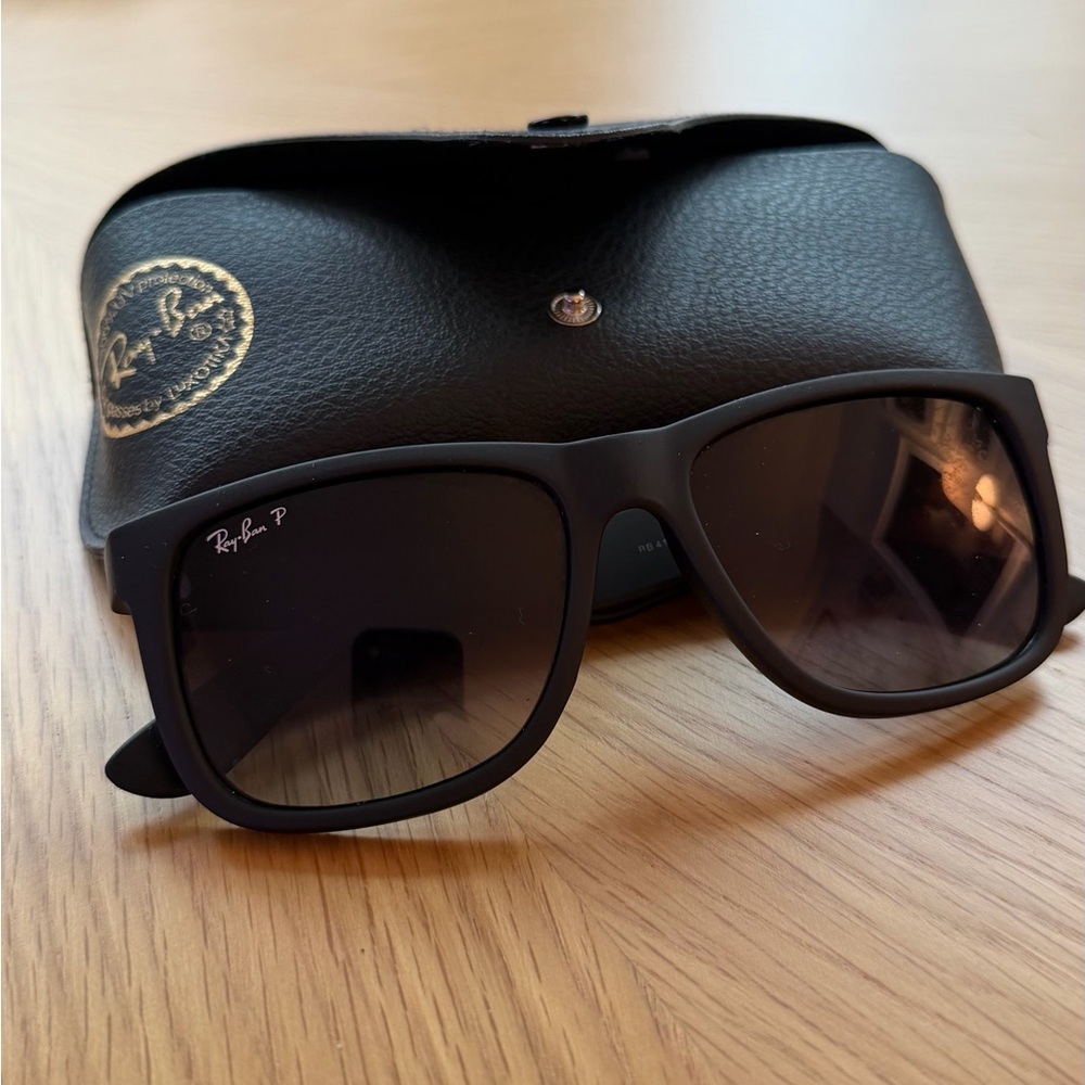 Ray-Ban Matte Black Justin Sunglasses